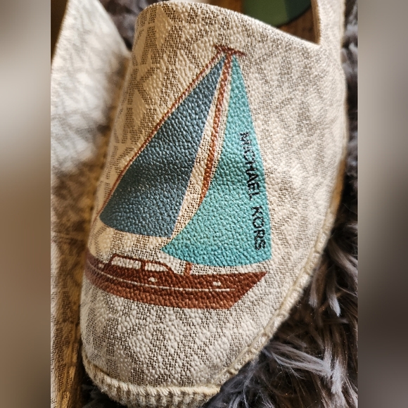 Michael Kors Slip On Sailing Shoe - Picture 2 of 3